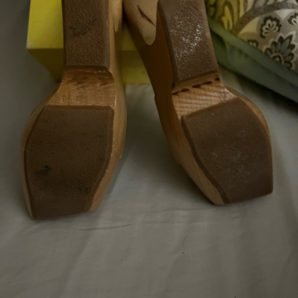 Wedge shoe - Picture 2 of 4